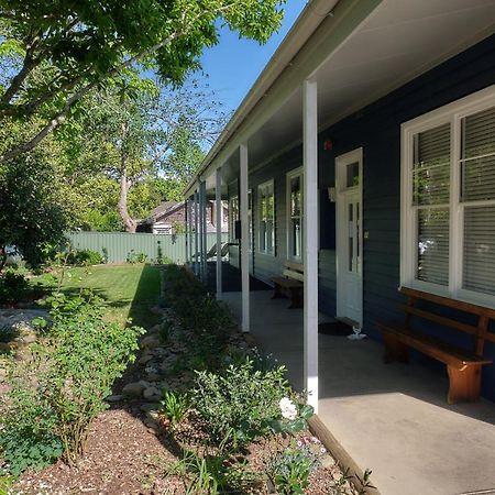 Edlin House Hotel Bright Exterior foto